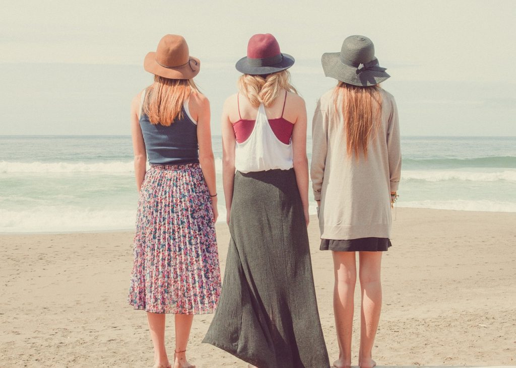 beach, women, nature-1868130.jpg